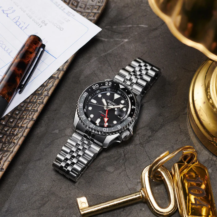 951801a5-7832-4864-ab4d-94cf3abd698e Men's 5 Sport Gmt Watch (SSK001K1) - Image 2